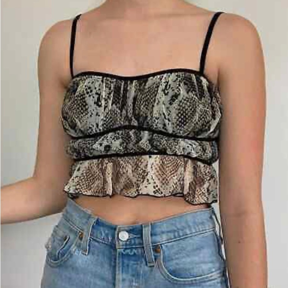 Urban outfitters crop top